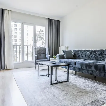 Modern Flat With Balcony In Tuzla Lejlighed *