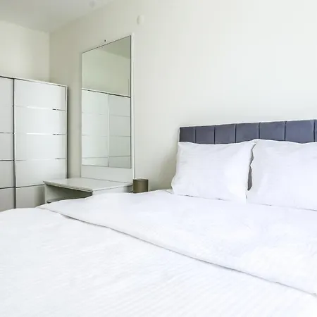 Modern Flat With Balcony In Tuzla *